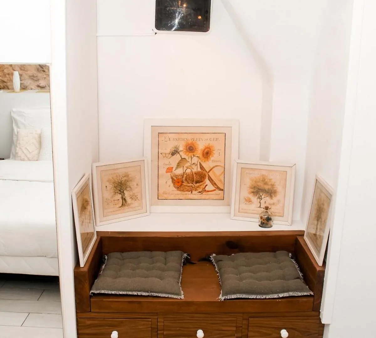Studio De Charme Au Suquet Канны 0*,