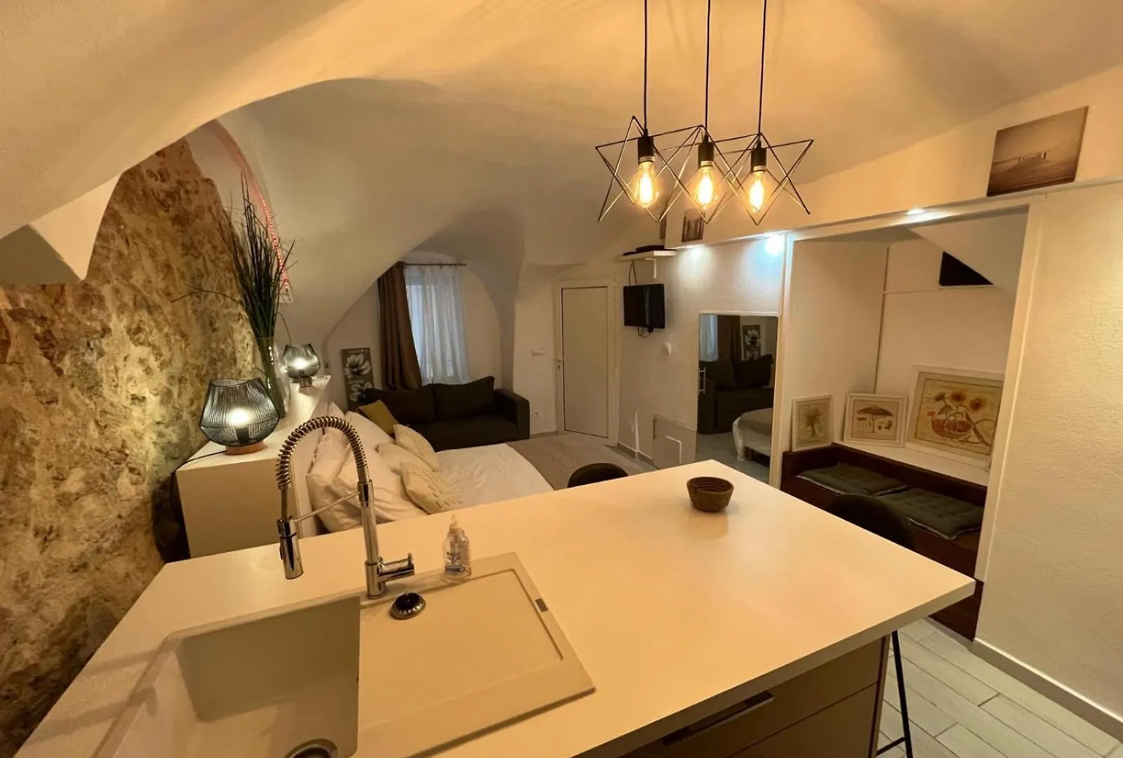 Studio De Charme Au Suquet Cannes 0*,  France