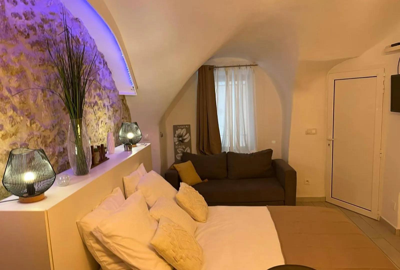 Studio De Charme Au Suquet Cannes France